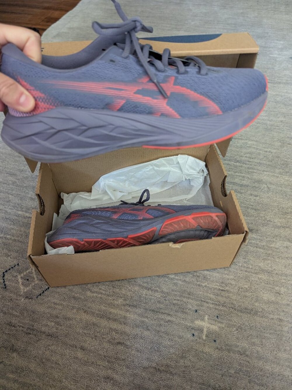 ASICS Novablast 5 GS Running Shoes Greyish Purple Coral Size 6.5 Kids 9 Women